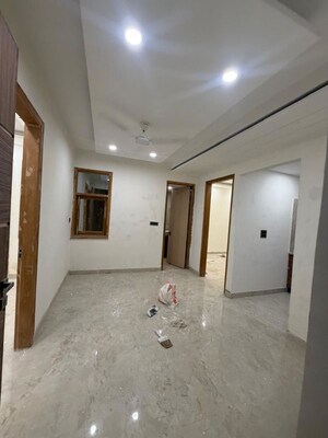 2 BHK Builder Floor For Rent in Chattarpur