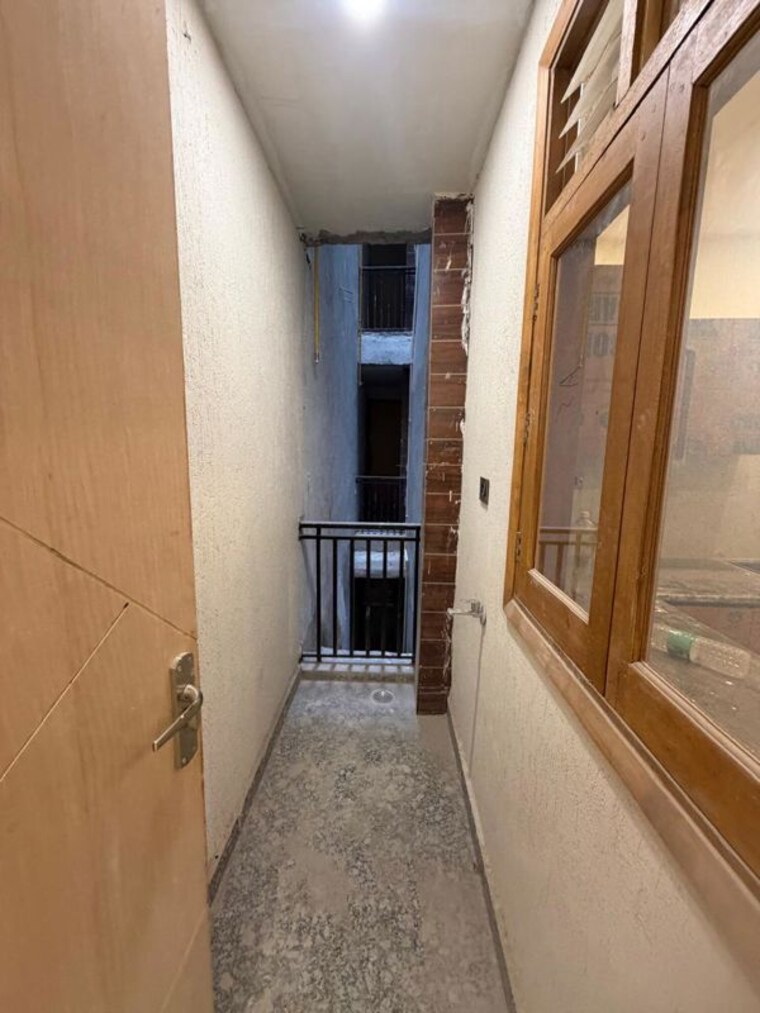 Balcony, chattarpur 2 Bedroom 900 Sq.Ft. Builder Floor In Chattarpur Delhi 10785292