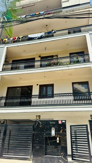 3 BHK Builder Floor – Exterior View View at Sector 37 - for Sale