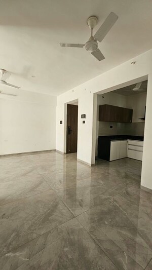 Room in 2 BHK Apartment at Unique Legacy Majestic, Mundhwa – for Sale