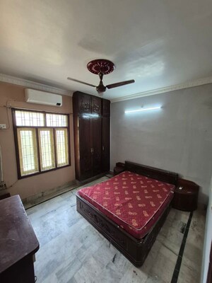 Bedroom in 3 BHK Apartment at Shankar Nagar – for Rent