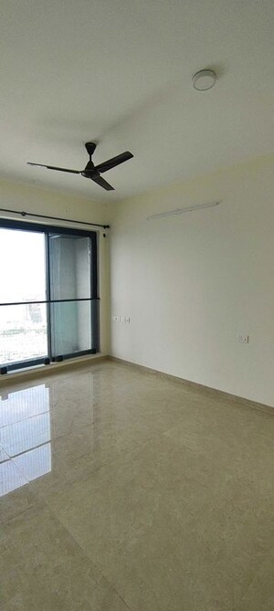 Room in 2 BHK Apartment at Dosti Eastern Bay, Wadala – for Rent