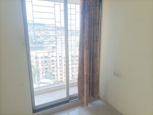 Room in 2 BHK Apartment at Cosmos Classique, Ghodbunder Road – for Rent