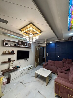 Team Area in 3 BHK Builder Floor at Uttam Nagar – for Rent