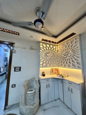 Team Area in 3 BHK Builder Floor at Uttam Nagar – for Rent