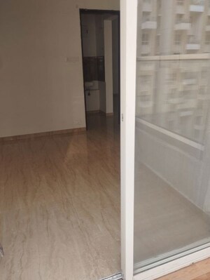 Room in 2 BHK Apartment at VTP Leonara, Mahalunge – for Rent
