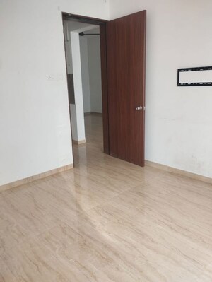 Room in 2 BHK Apartment at VTP Leonara, Mahalunge – for Rent