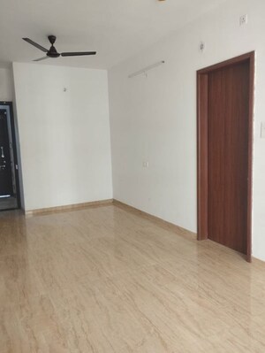 Room in 2 BHK Apartment at VTP Leonara, Mahalunge – for Rent