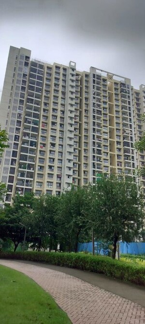 3 BHK Apartment – Exterior View View at Runwal Gardens, Dombivli East - for Sale