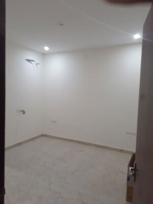 Room in 2 BHK Independent House at Sector 4 – for Rent