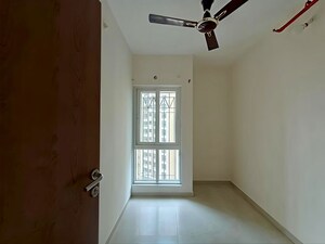 Bedroom in 2 BHK Apartment at Dosti Oak, Balkum Pada – for Rent