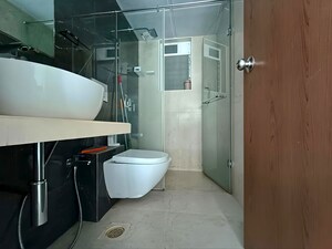 Bathroom in 2 BHK Apartment at Dosti Oak, Balkum Pada – for Rent
