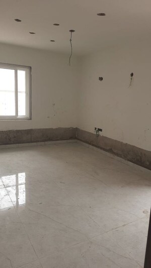 Room in 3 BHK Apartment at Rajapushpa Pristinia, Kokapet – for Sale