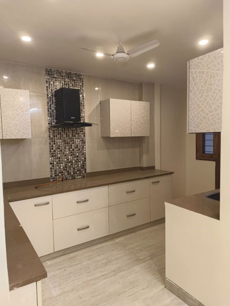 Kitchen, sector 38 4 Bedroom 1750 Sq.Ft. Builder Floor In Sector 38 Gurgaon 10785408