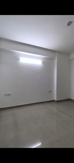Room in 3 BHK Apartment at Gardenia Glamour, Vasundhara Sector 3 – for Sale