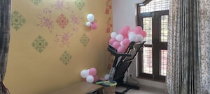 Room in 2 BHK Independent House at Sector 4 – for Rent