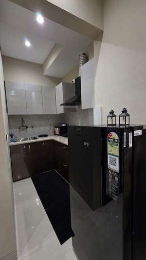 Team Area in 1 BHK Builder Floor at Sector 38 – for Rent