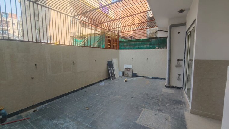 Bathroom, green fields colony 3 Bedroom 200 Sq.Yd. Builder Floor In Green Fields Colony Faridabad 10785431