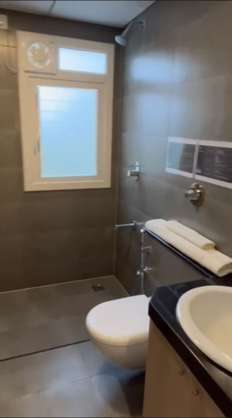 Bathroom, provident-botanico 2 Bedroom 986 Sq.Ft. Apartment In Whitefield Bangalore 10785482