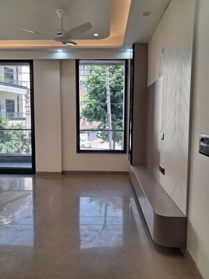 Room in 3 BHK Builder Floor at Kohli One Malibu Town, Sector 47 – for Rent