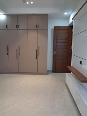 Room in 3 BHK Builder Floor at Kohli One Malibu Town, Sector 47 – for Rent