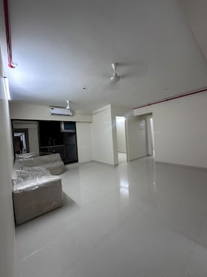 Room in 2 BHK Apartment at USD Unique Vistas, Manpada – for Rent