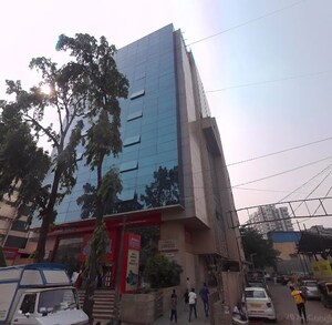  Office Space For Sale in Andheri West