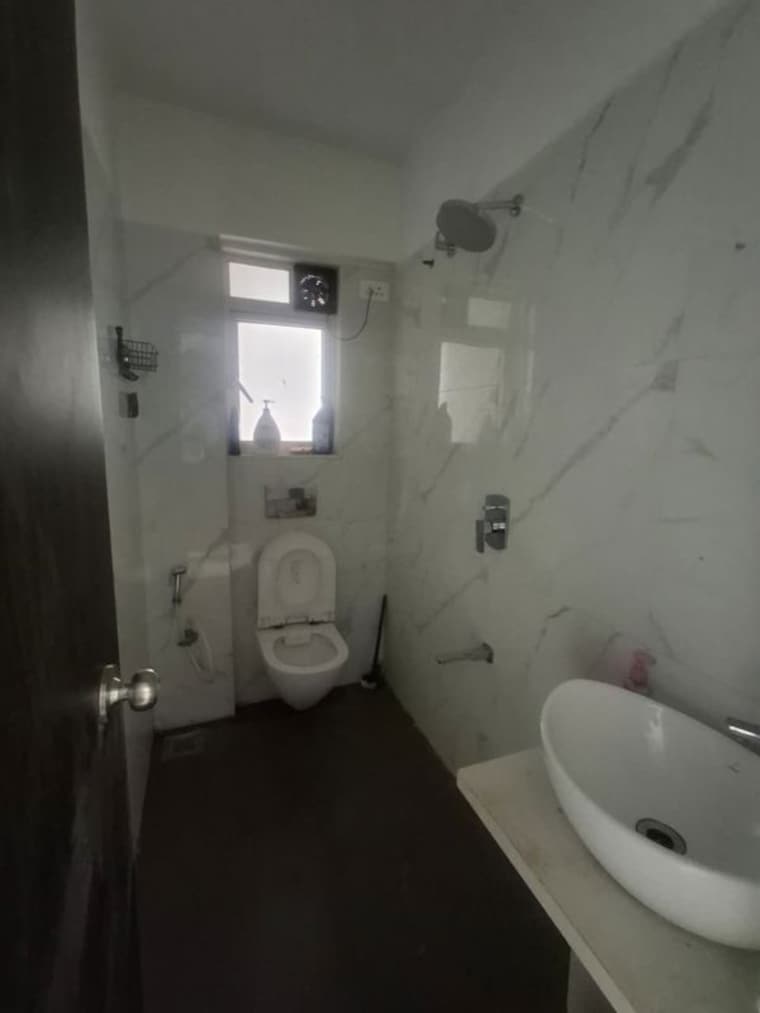 Bathroom, alliance-fortuna-blue 1.5 Bedroom 536 Sq.Ft. Apartment In Lower Parel Mumbai 10643861