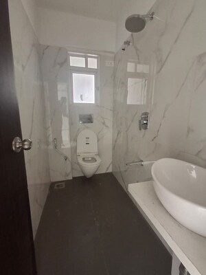 Bathroom in 1.5 BHK Apartment at Alliance Fortuna Blue, Lower Parel – for Rent