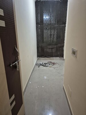 Bedroom in 2.5 BHK Builder Floor at Mayur Vihar – for Rent