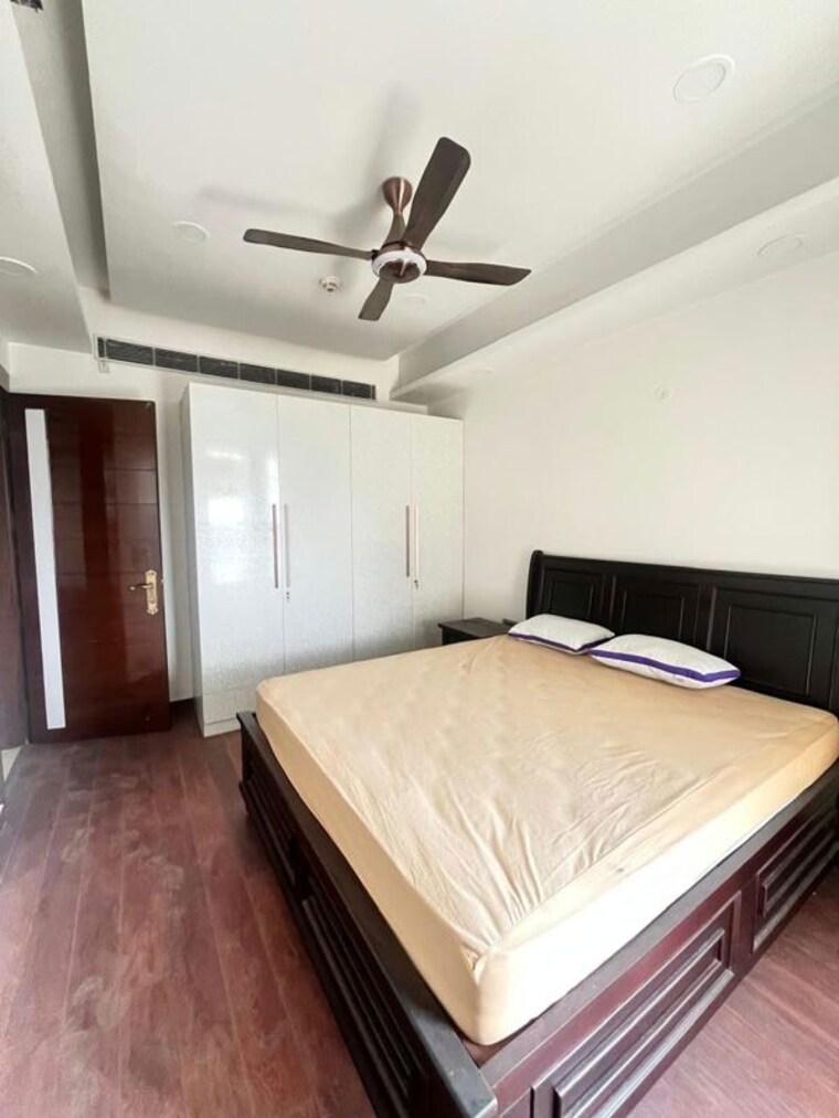 Bedroom, mahagun-mezzaria 3 Bedroom 2500 Sq.Ft. Apartment In Sector 78 Noida 10785590