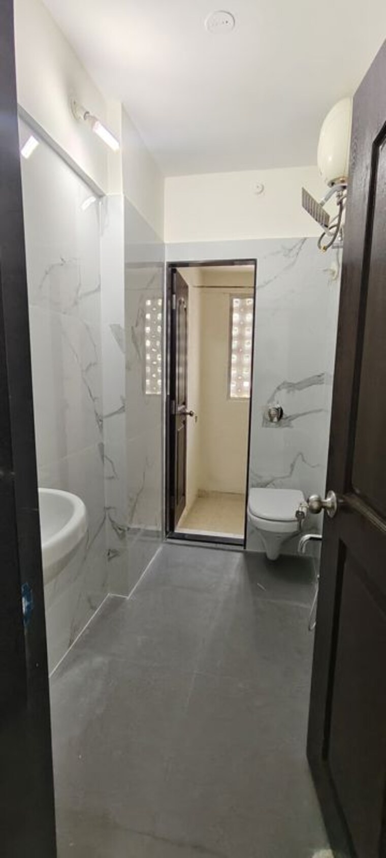 Bathroom, dosti-maitri-gardens 2 Bedroom 1100 Sq.Ft. Apartment In Pokhran Road No Two Thane 10785631
