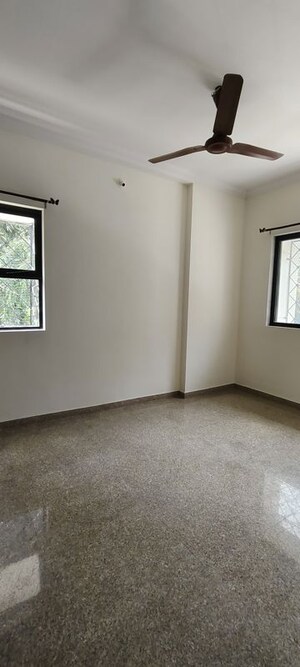 Room in 2 BHK Apartment at Dosti Maitri Gardens, Pokhran Road No Two – for Rent