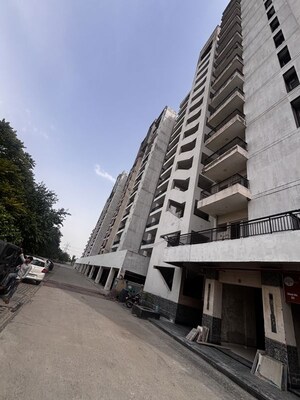  Apartment – Exterior View View at Maheshwari - for Sale