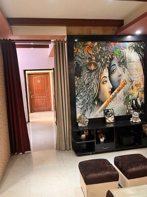 Living Room in 4 BHK Apartment at Parsvnath Planet Plaza, Gomti Nagar – for Rent