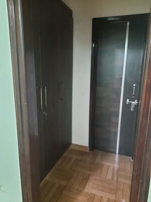 Building Lobby in 2 BHK Builder Floor at Gomti Estate Phase III, Gomti Nagar – for Rent