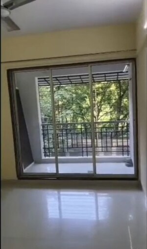 Living Room in 1.5 BHK Apartment at Chitalsar – for Sale