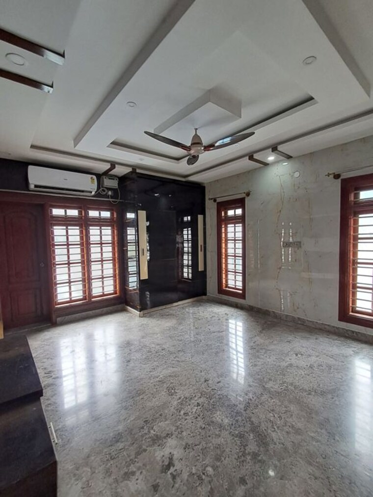 Room, mantri-pinnacle 4 Bedroom 3595 Sq.Ft. Apartment In Hulimavu Bangalore 10785786