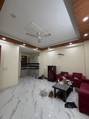Team Area in 1 BHK Apartment at Neb Sarai – for Rent