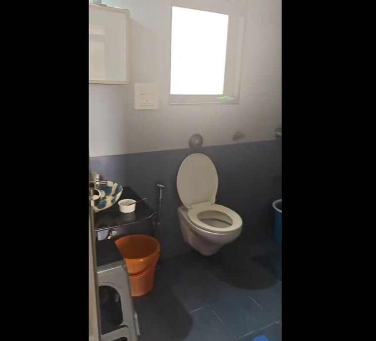 Bathroom, lok-raunak-b-chs 3 Bedroom 1250 Sq.Ft. Apartment In Marol Mumbai 10785456