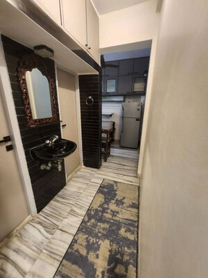  2 BHK Apartment at Windermere CHS Andheri West, Andheri West – for Rent