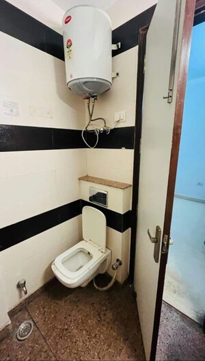 Furnished Amenities in 2 BHK Builder Floor at Kalkaji – for Rent