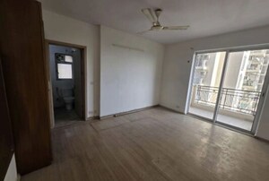 Room in 4 BHK Apartment at DLF New Town Heights I, Sector 90 – for Rent