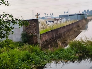  Industrial Plot – Exterior View View at Simra - for Sale