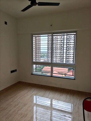 Room in 3 BHK Apartment at VTP Beaumonde, Kharadi – for Rent