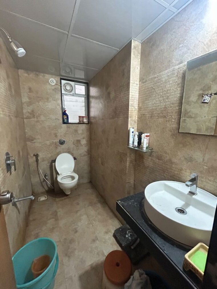 Bathroom, kohinoor-zen-estate 2 Bedroom 752 Sq.Ft. Apartment In Kharadi Pune 10786106