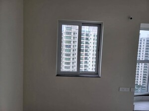 Room in 2.5 BHK Apartment at Kumar Megapolis Mystic, Hinjewadi – for Rent