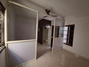 Room in 2 BHK Apartment at Hsr Layout – for Rent