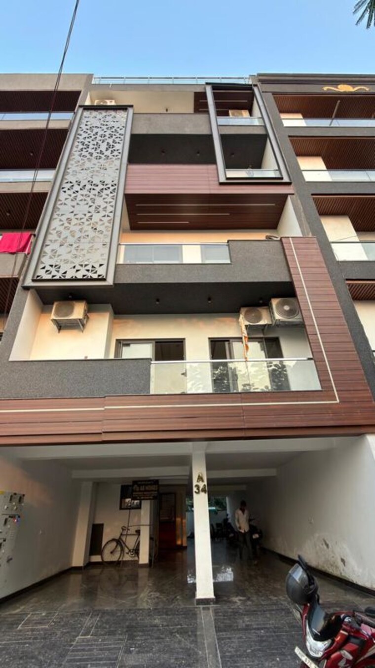 Exterior View, sector 85 3 Bedroom 180 Sq.Yd. Builder Floor In Sector 85 Faridabad 10786151