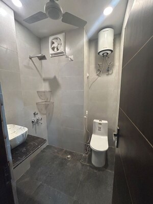 Bathroom in 1 BHK Builder Floor at Malviya Nagar – for Rent